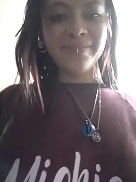 AuroraaMoonn online show from 04.02.26