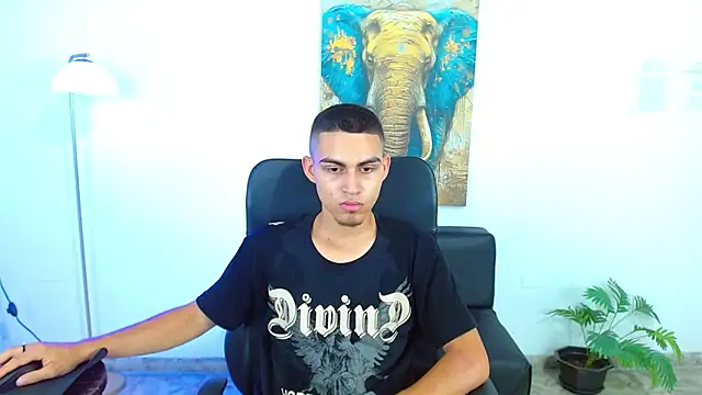 lucass 18 online show from 04.08.26