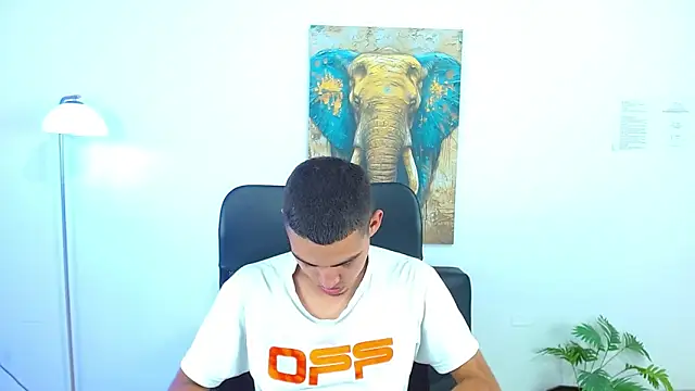 lucass 18 online show from 04.13.26