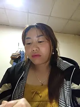 Snapshot of he-se-kin chatting on 04.02.26 he-se-kin online show from 04.02.26