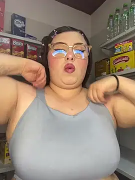 kitty  pinnk online show from 04.01.26