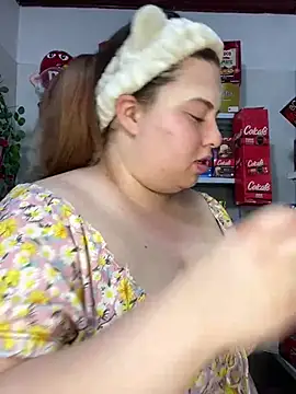 kitty  pinnk online show from 04.14.26