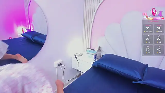 mia  poppy online show from 04.16.26