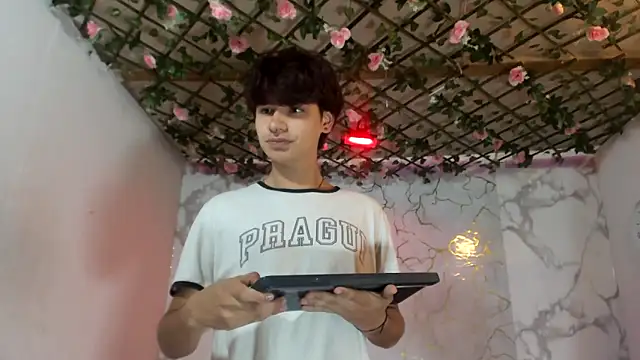 QuadFlameX0 online show from 04.05.26