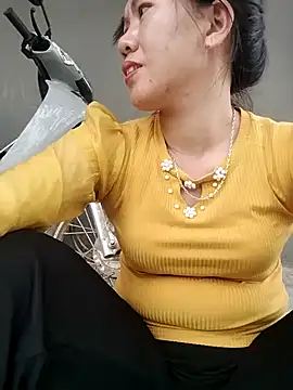 Bianca Nina online show from 03.29.26