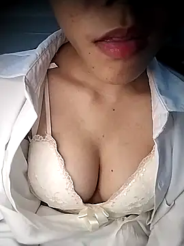 Miyumi1137 online show from 04.10.26