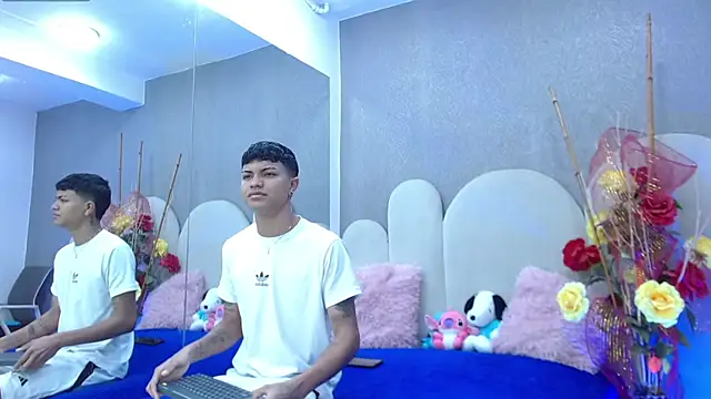 party duo playboy online show from 04.15.26