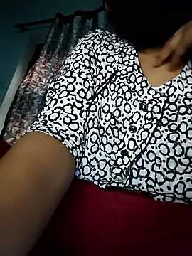 Hotmyfigure online show from 04.07.26