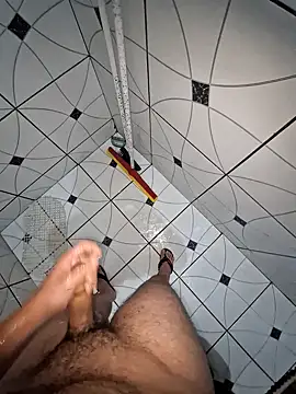 ROLLAAROSAGROSSA online show from 04.17.26