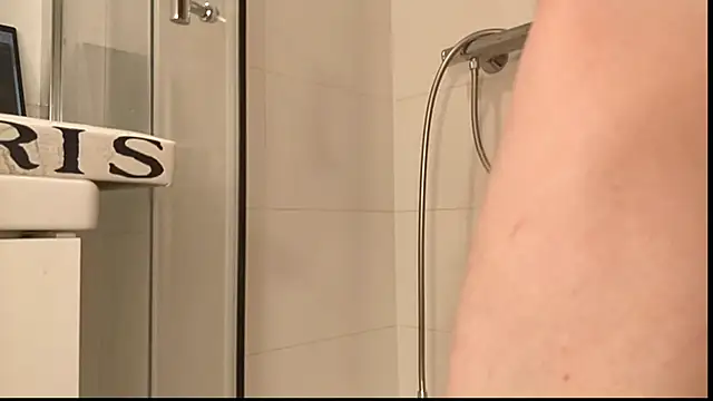 Luca Sweet online show from 03.30.26