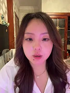 thelittlexx online show from 04.04.26