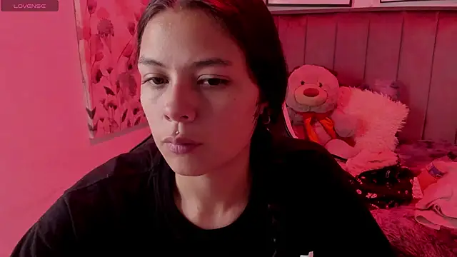 Kikii 1 online show from 04.09.26