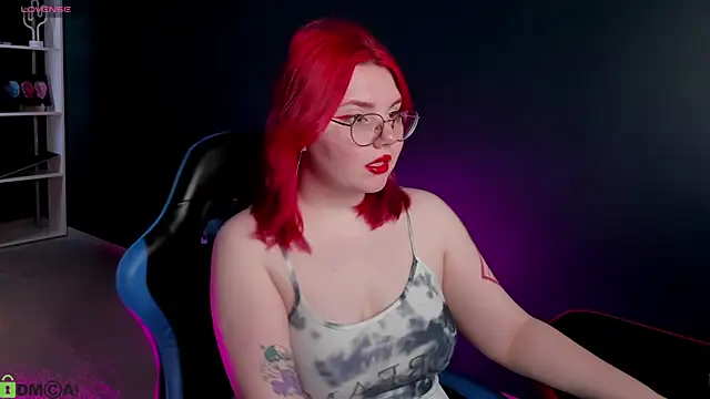 Snapshot of Alice_Kitagawa chatting on 03.31.26 Alice Kitagawa online show from 03.31.26