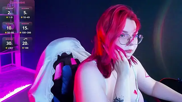 Snapshot of Alice_Kitagawa chatting on 04.03.26 Alice Kitagawa online show from 04.03.26