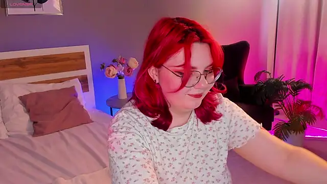 Snapshot of Alice_Kitagawa chatting on 04.07.26 Alice Kitagawa online show from 04.07.26