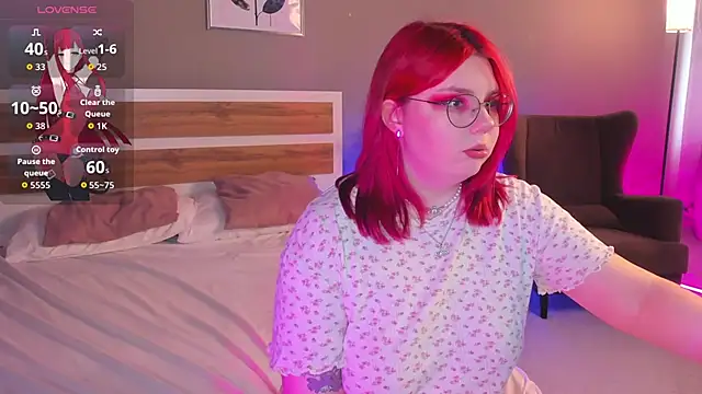 Snapshot of Alice_Kitagawa chatting on 04.12.26 Alice Kitagawa online show from 04.12.26