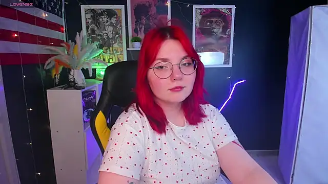 Snapshot of Alice_Kitagawa chatting on 04.15.26 Alice Kitagawa online show from 04.15.26