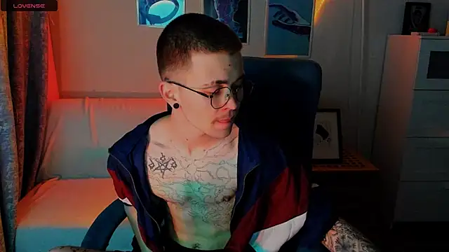 Thomas Norton online show from 04.08.26