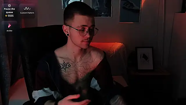 Thomas Norton online show from 04.09.26