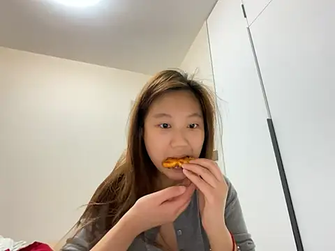 tutu512 online show from 04.10.26