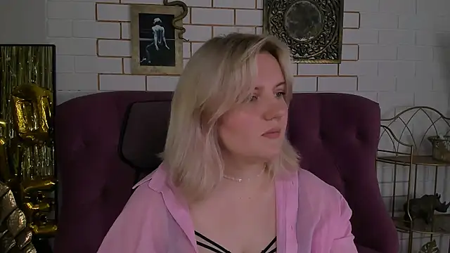 KathyBriggs online show from 04.15.26