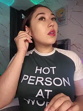 Sarah Bloom online show from 04.09.26