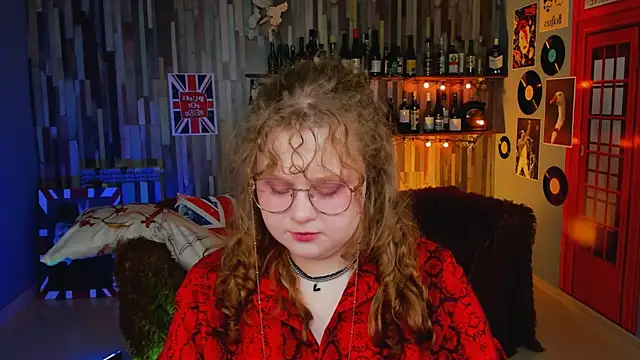 SaraSweetness online show from 04.01.26