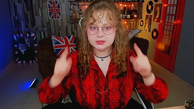 SaraSweetness online show from 04.01.26