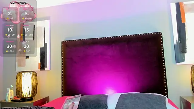 Luna roose1 online show from 04.08.26