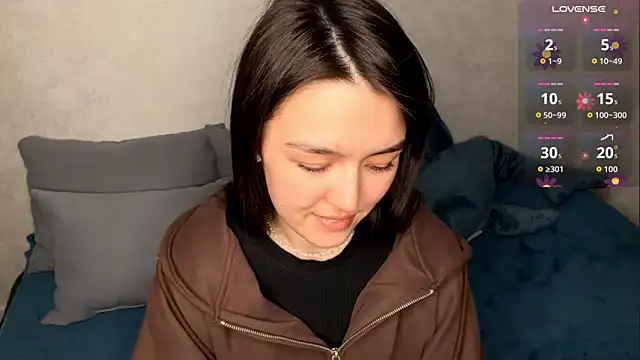 lilysolar online show from 04.04.26