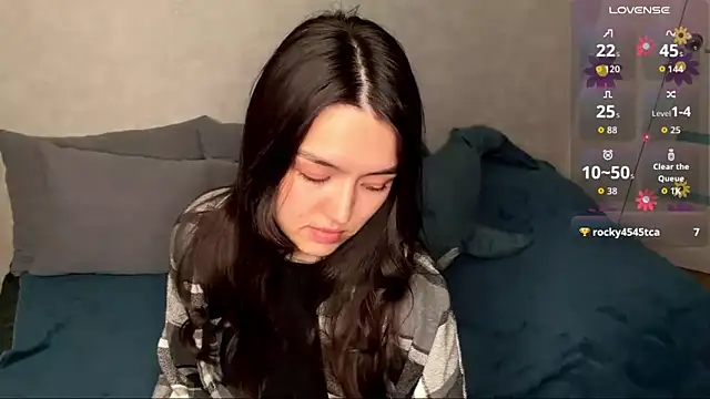 lilysolar online show from 04.06.26