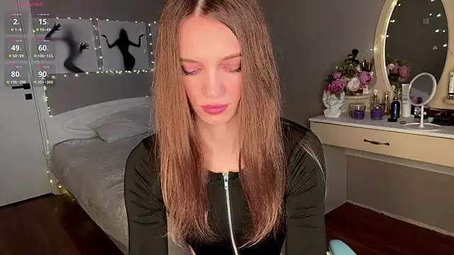 OdetteTrentinella online show from 03.30.26