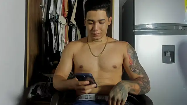 Ares God  online show from 04.12.26