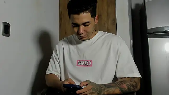 Ares God  online show from 04.16.26