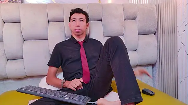 MOgekobig19 online show from 04.08.26