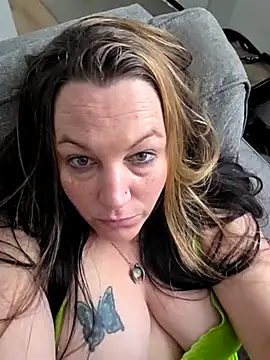 Queenemerald online show from 07.08.26