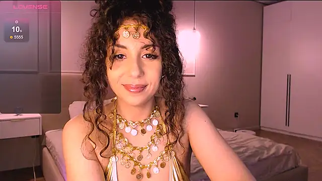 curly jade  online show from 04.25.26
