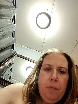 023thickandjuicy07 online show from 04.12.26