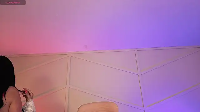 mia adams bm online show from 04.07.26