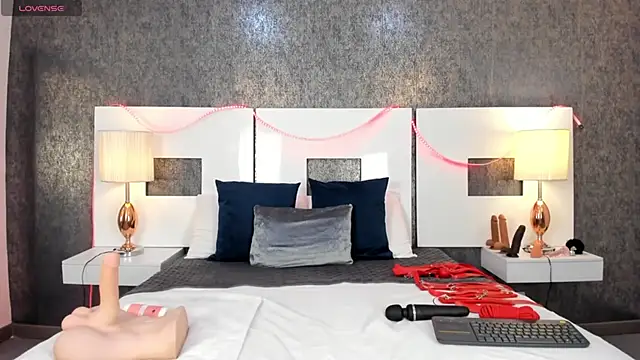 anna  lu online show from 04.08.26