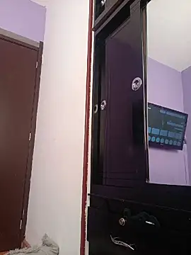 Bruce Wayne188 online show from 04.04.26