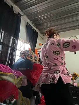 antonela bb online show from 04.14.26