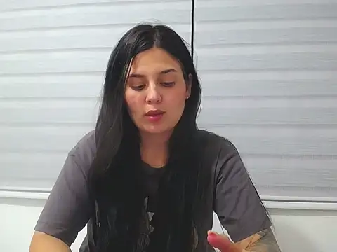 SofiaBanks  online show from 04.02.26