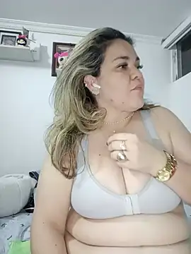 Natashablade   online show from 07.02.26