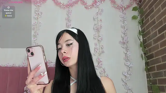 megan n online show from 04.13.26