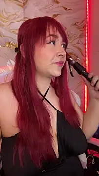 Snapshot of SweetLittleRed chatting on 03.29.26 SweetLittleRed online show from 03.29.26