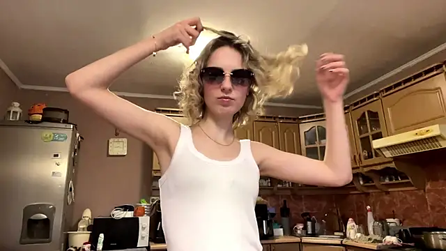 enchantedass online show from 04.10.26