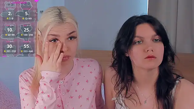 JuliannPaysour online show from 04.14.26