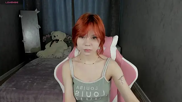 Loly Cuttie online show from 04.16.26