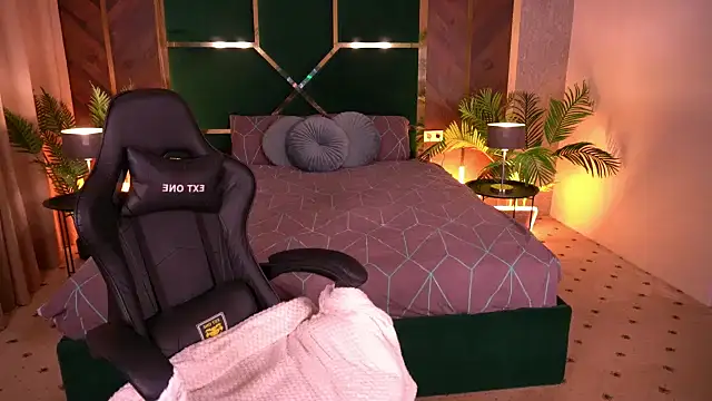 FlirtyMusa online show from 04.05.26